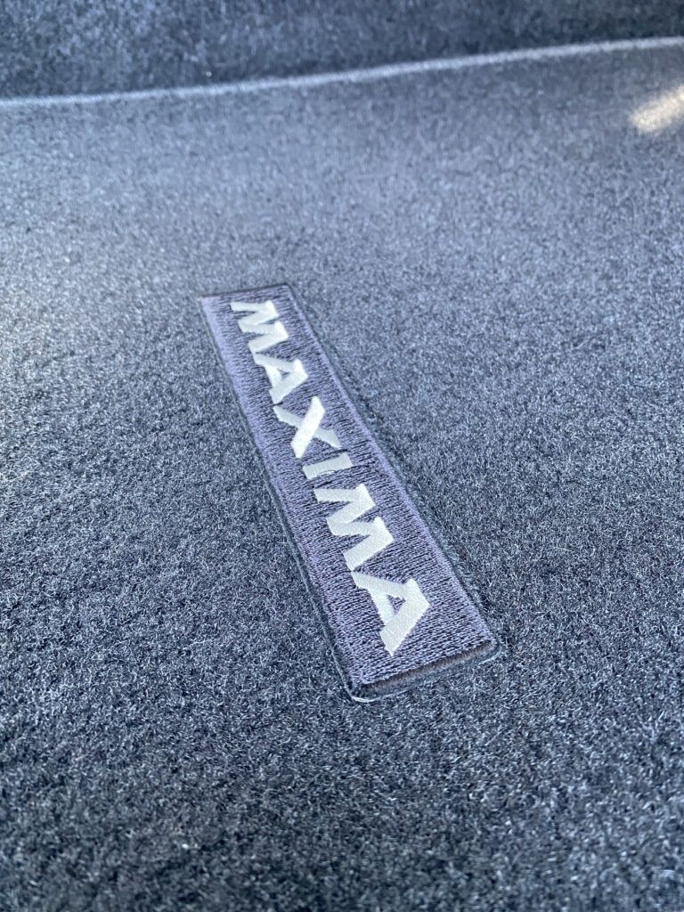 Carpet Mats Detailed in Nissan Maxima