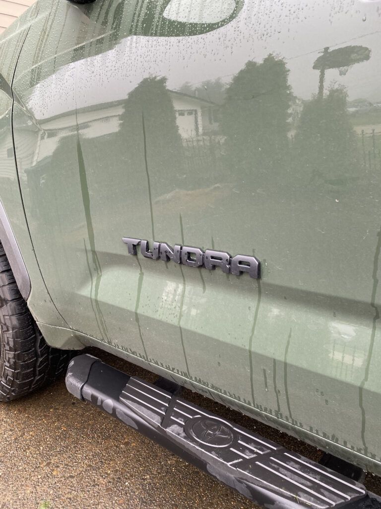 Dirty Tundra Badge